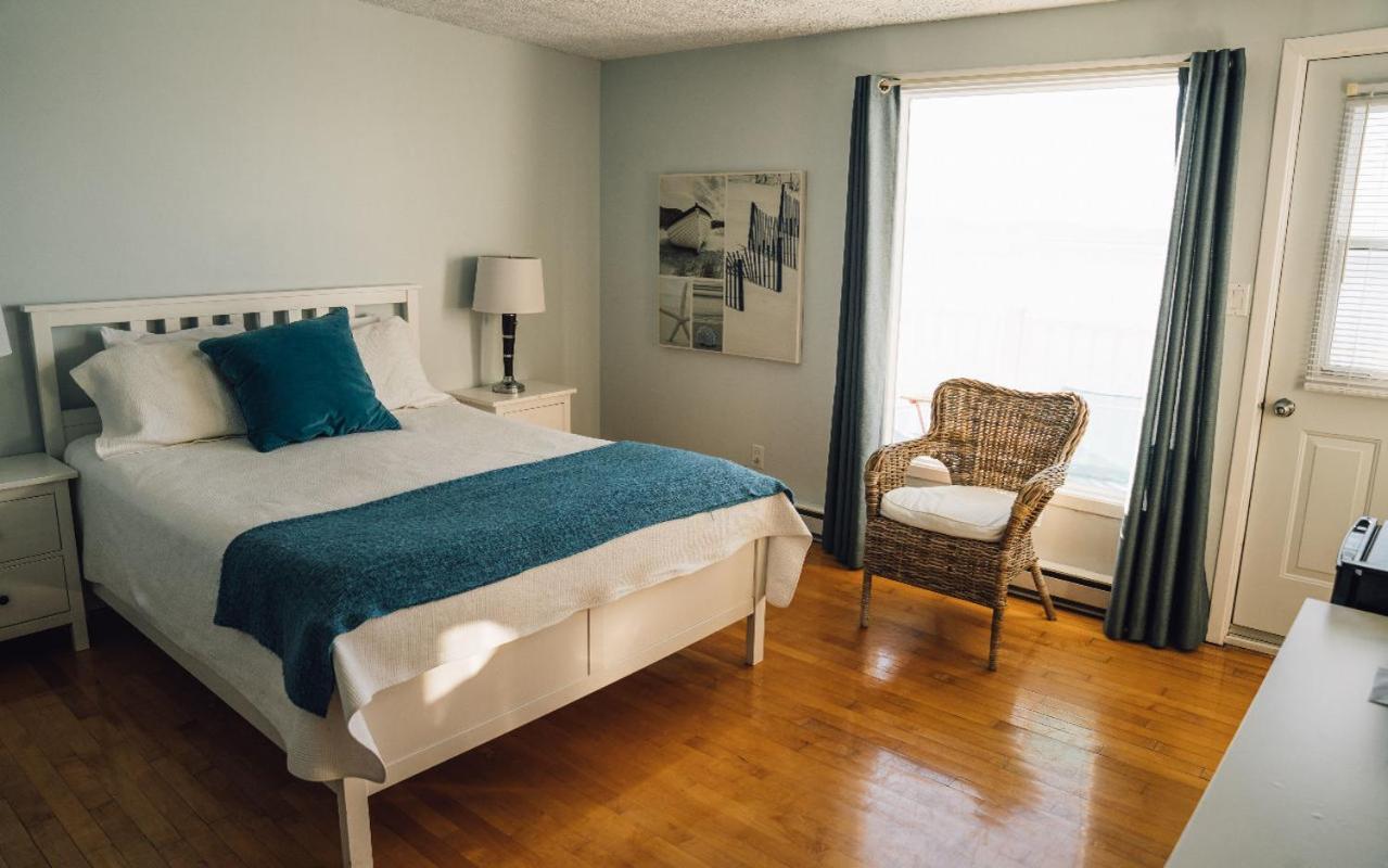 Auberge sur Mer Notre-Dame-du-Portage Extérieur photo