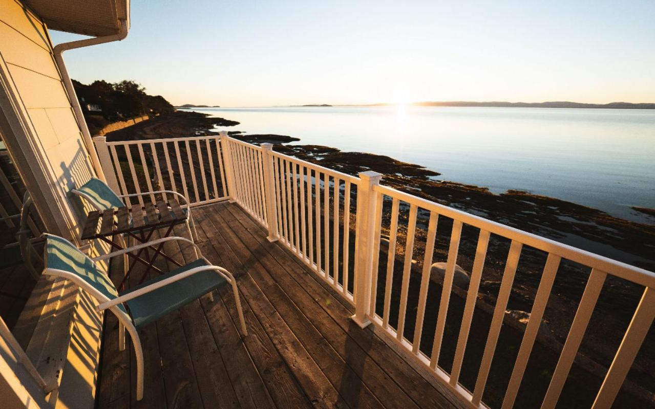 Auberge sur Mer Notre-Dame-du-Portage Extérieur photo